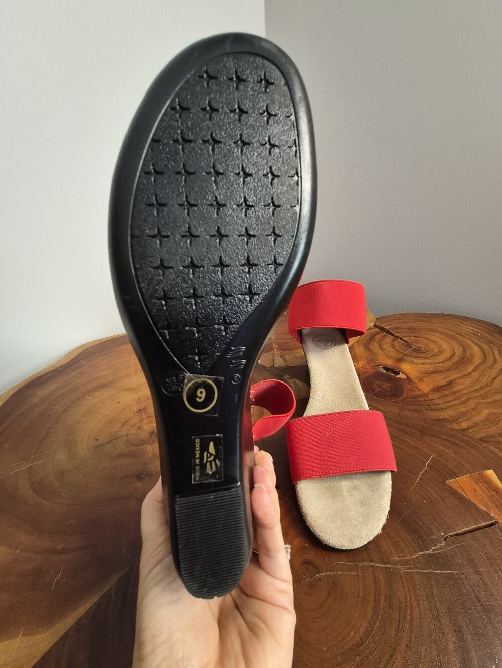 CHARLESTON SHOE CO. Justice Red Mini Wedge Sandals - 9 - Picture 10 of 11